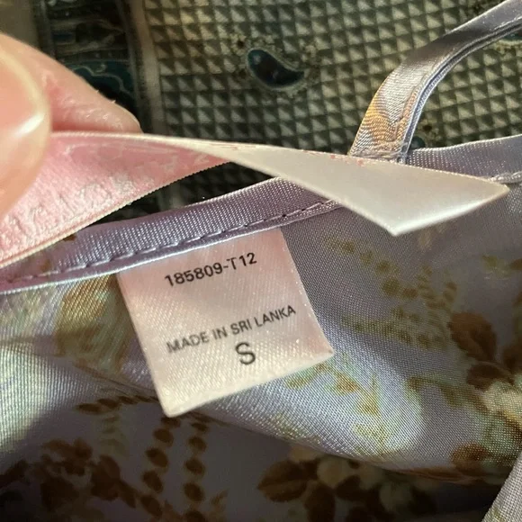 Vintage Victoria's Secret Lavender Floral Chemise with Pink Lace - Picture 8 of 9